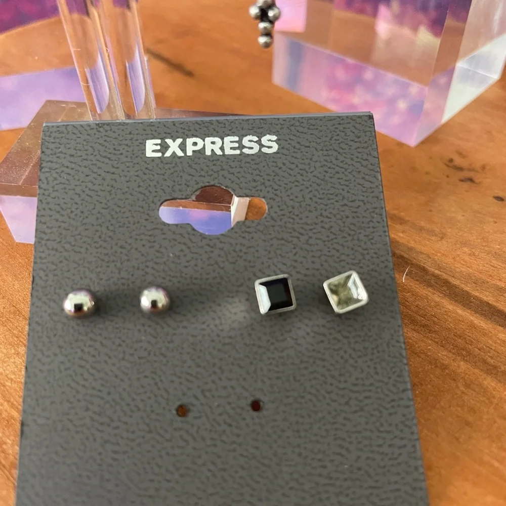 NWT‎ * Express Silver and Orange Dangle Earrings